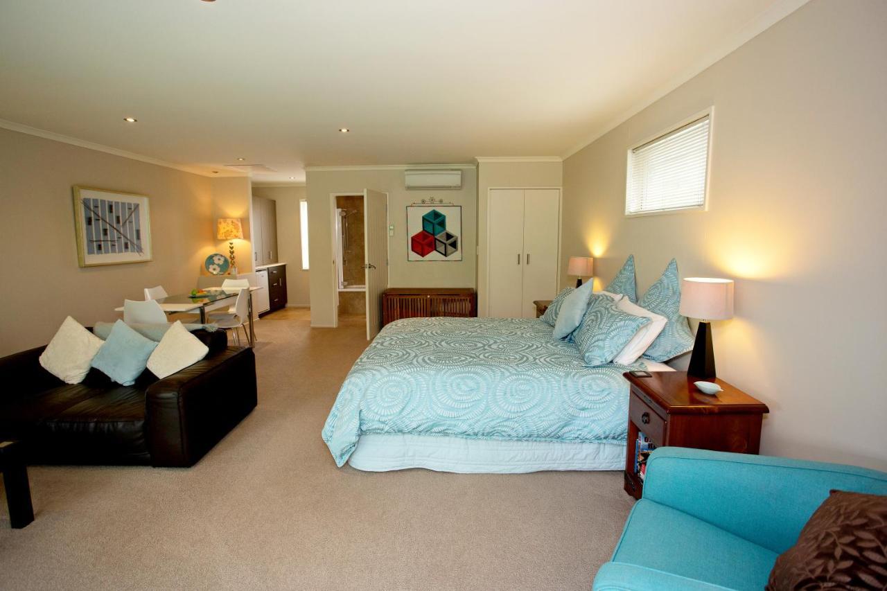 ハンマー・スプリングス Marchmont Gardens Bed & Breakfast エクステリア 写真